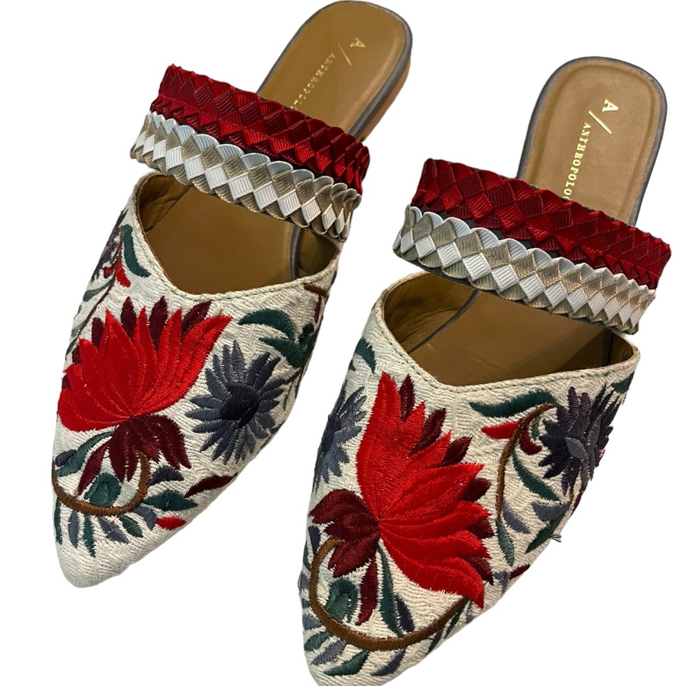 Anthropologie La Paz floral embroidered unique slides/mules women's size 8.5